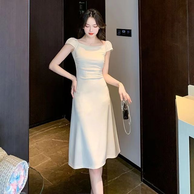 Everose-Cap-Sleeve Square Neck Plain Midi A-Line Dress