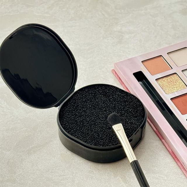 Lactacia-Makeup Brush Cleaning Sponge