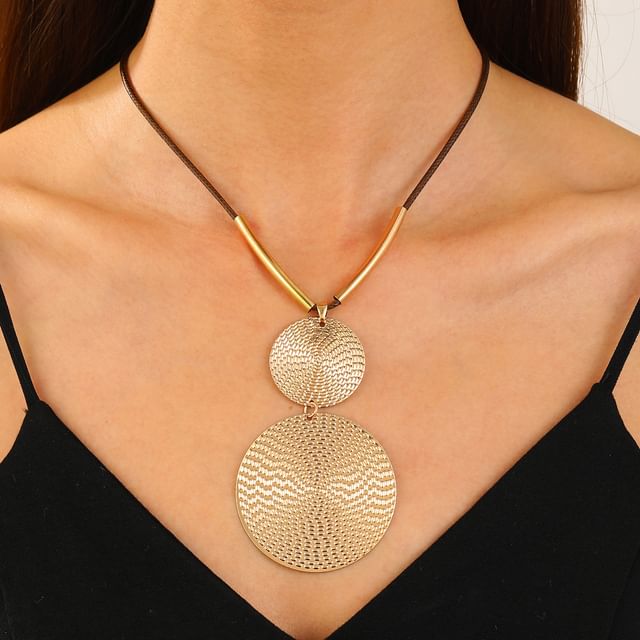 Sharkkira-Disc Pendant Cord Necklace