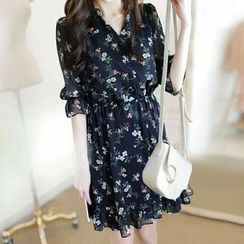 Queen Bee - Elbow-Sleeve Floral Chiffon Dress