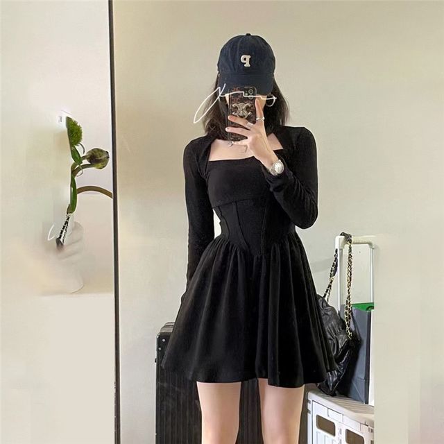 knee length dresses for ladies Rosalina Square Neck Long Sleeve Evening Gown in Burgundy or Black main image 0