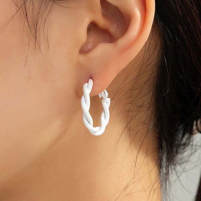 Gemsha-Twisted Hoop Earring
