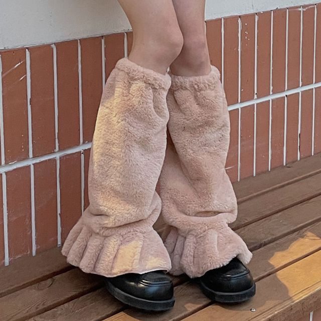 Perazecry Plain Fluffy Leg Warmer YesStyle
