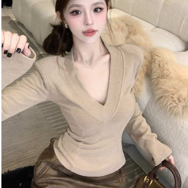 Whoosh-Long Sleeve V-Neck Plain Tee