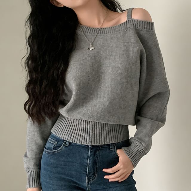 Coris-Asymmetrical Neck Cold-Shoulder Sweater