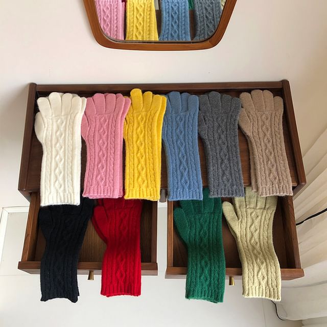 Frior-Plain Cable Knit Gloves