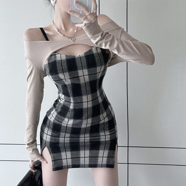 plaid bodycon dress spaghetti strap Gaexia Toddler Girl's 2 Piece Short Sleeve Crop Tops And Plaid Print Bodycon Dress Spaghetti Strap Sleeveless Dresses Set,Black,120