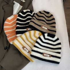 Carmilla - Applique Striped Knit Beanie