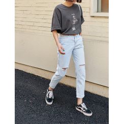J-ANN - Illustration-Printed Boxy-Fit T-Shirt J-ANN - Illustration-Printed Boxy-Fit T-Shirt