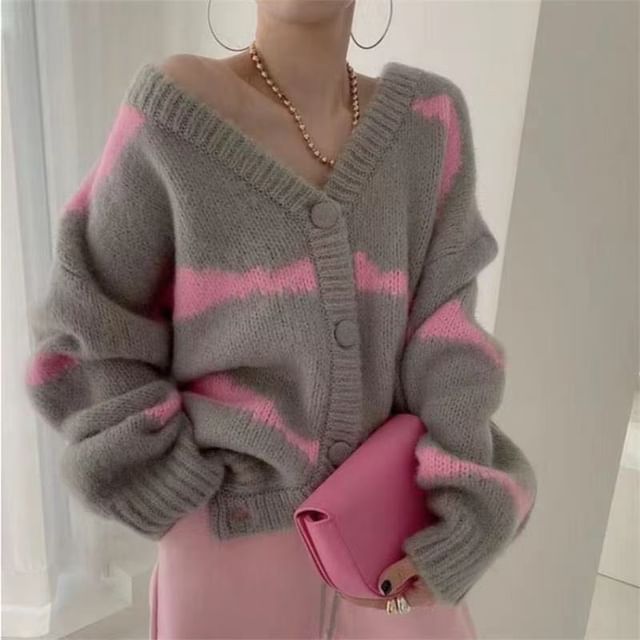 Sisyphi-V-Neck Two Tone Cardigan