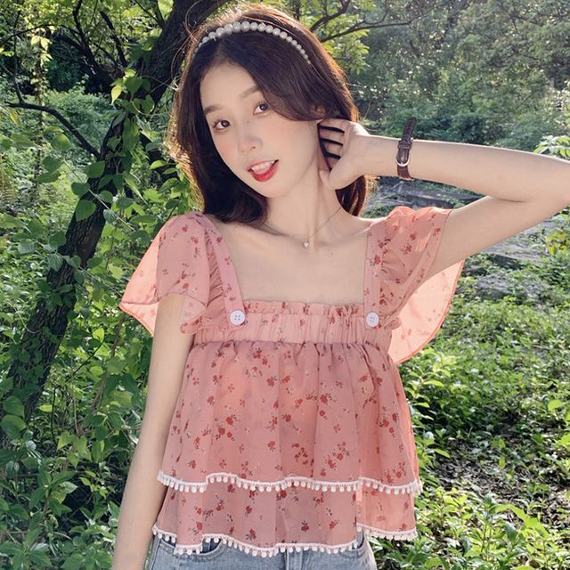 flowy floral top
