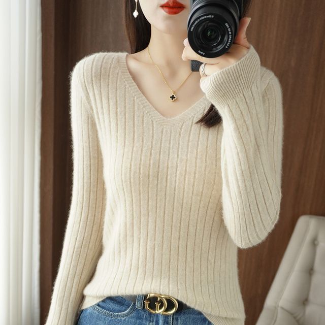 Weelop-Long-Sleeve V-Neck Plain Ribbed Knit Top