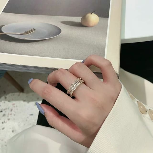 Panda Dama-Rhinestone Ring