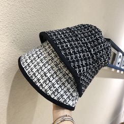 Carmilla - Tweed Bucket Hat