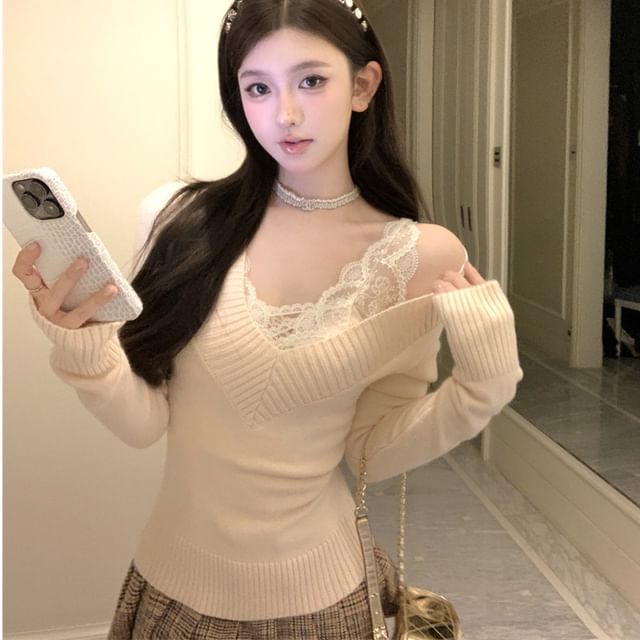 Whoosh-V-Neck Plain Sweater Lace Tank Top