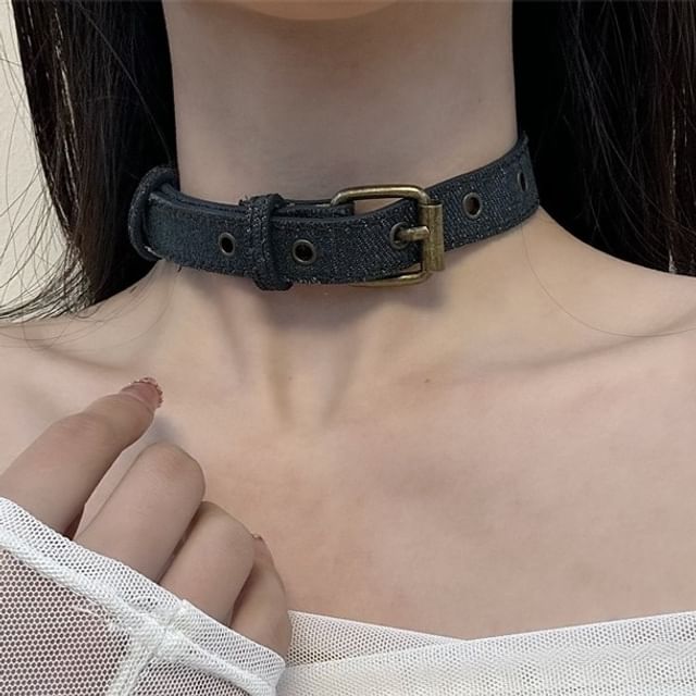 Chimerro-Buckled Denim Choker