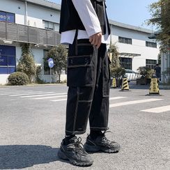 Diphon - Contrast Stitching Cropped Cargo Jeans Diphon - Contrast Stitching Cropped Cargo Jeans