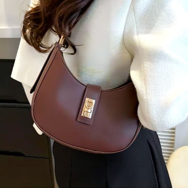 Indenis-Buckled Shoulder Bag