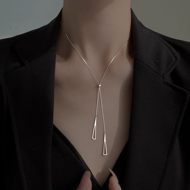 Gaya-Triangle Necklace
