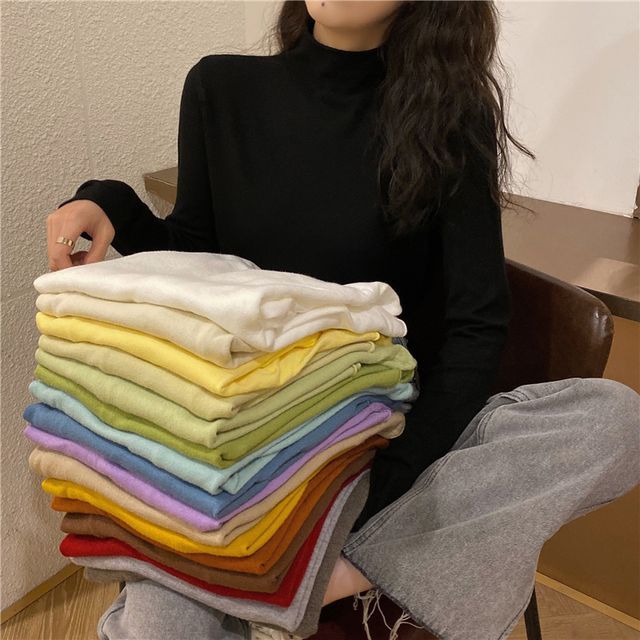 Miss Kekeli-Mock-Neck Knit Top