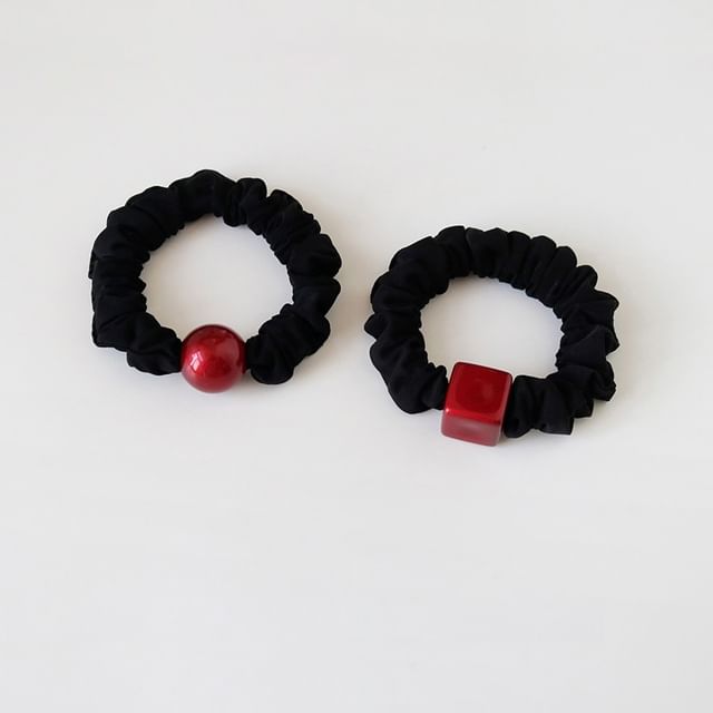 Allyrinta-Bead Scrunchie
