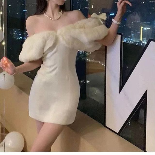 Gultown - Short-Sleeve Off Shoulder Faux Fur Panel Mini Sheath Cocktail  Dress | YesStyle