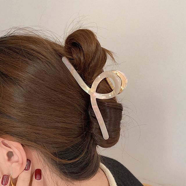 Jael-Plain Hair Claw