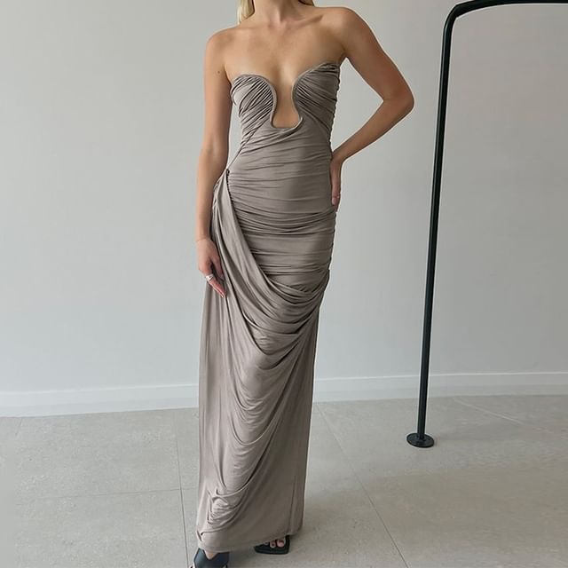 Autuna - Deep Plunge Plain Ruched Maxi Sheath Tube Dress | YesStyle