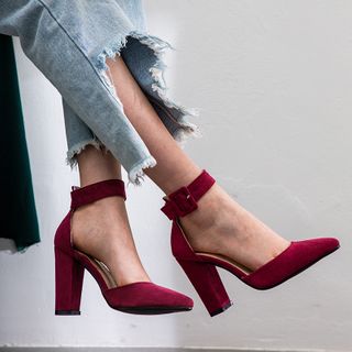 ankle strap pointed toe block heels