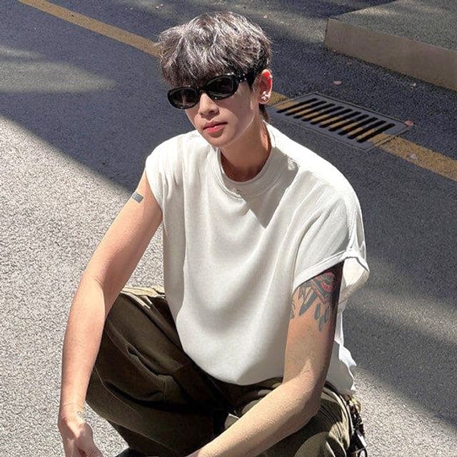 Drawouf-Cap-Sleeve Crew Neck Plain T-Shirt