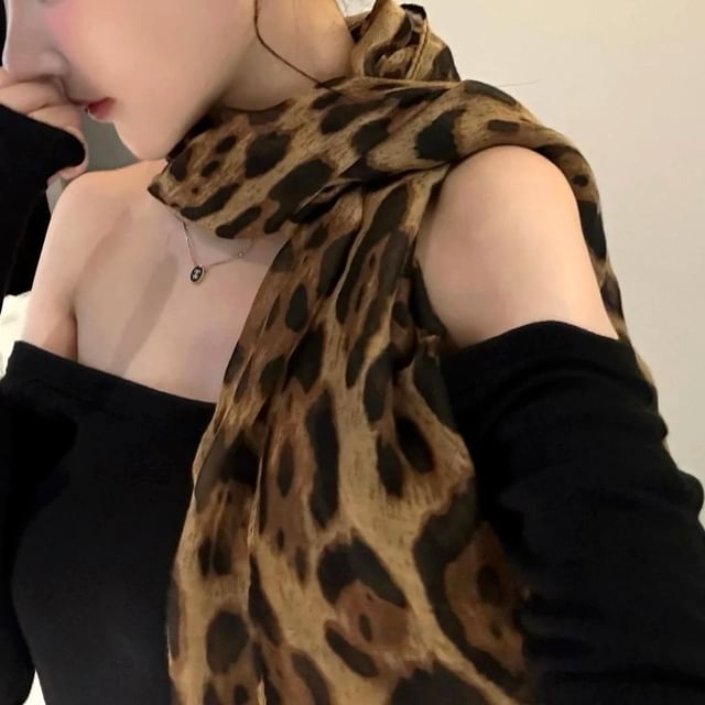 Frior-Leopard Print Mesh Scarf