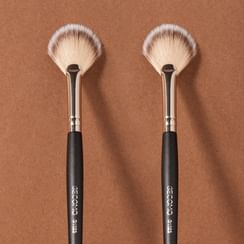 Makeup Brush / Dual Head Makeup Brush (various designs)