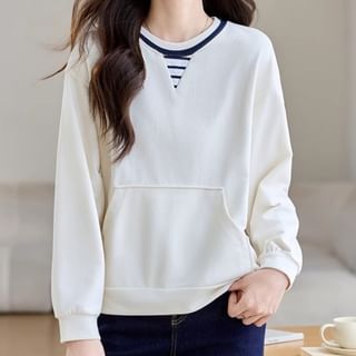 Dragan Pulse-Round Neck Striped Panel Contrast Trim Sweatshirt