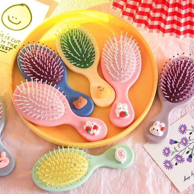 ARIS Animal Hair Brush (various designs) YesStyle