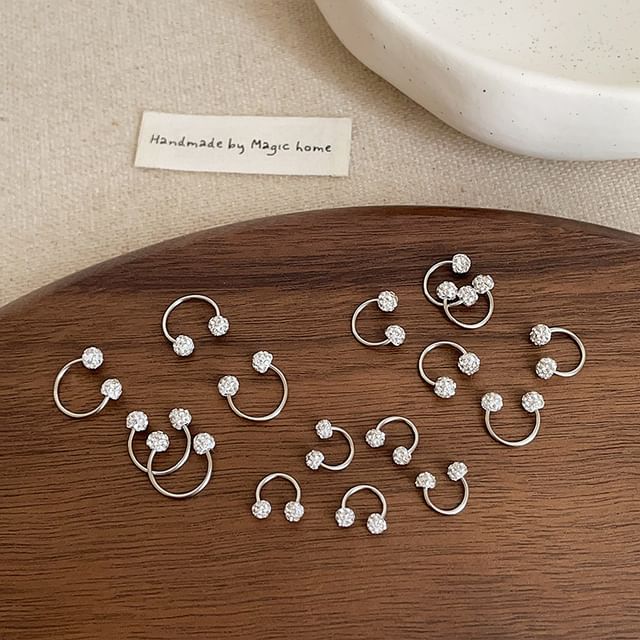 Panda Dama-Rhinestone Alloy Ear Jacket Various Designs