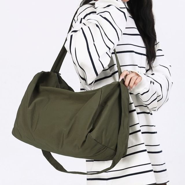 Milha-Plain Nylon Duffel Bag