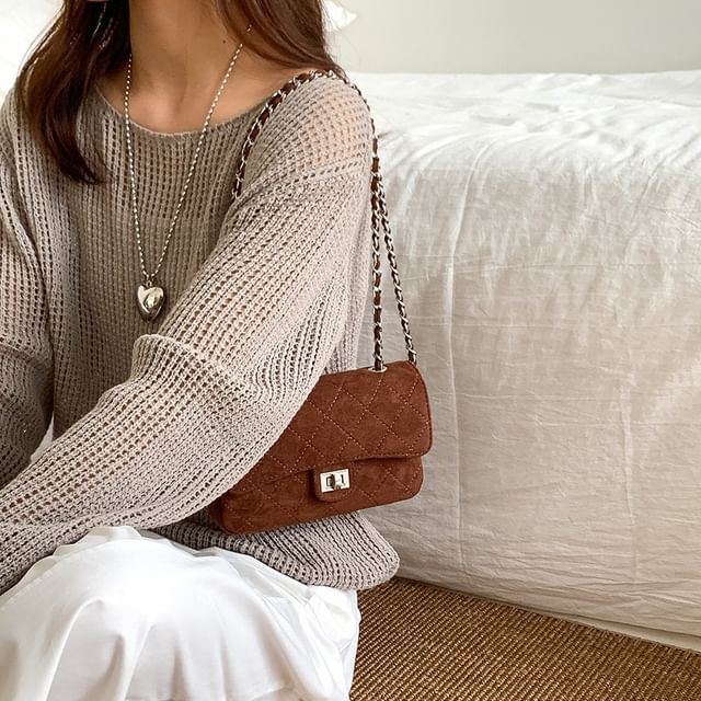 FAYLE-Chain Strap Quilted Flap Crossbody Bag