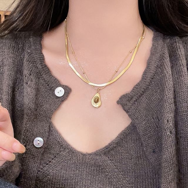 Show Mind-Stone Pendant Necklace Snakebone Necklace Set