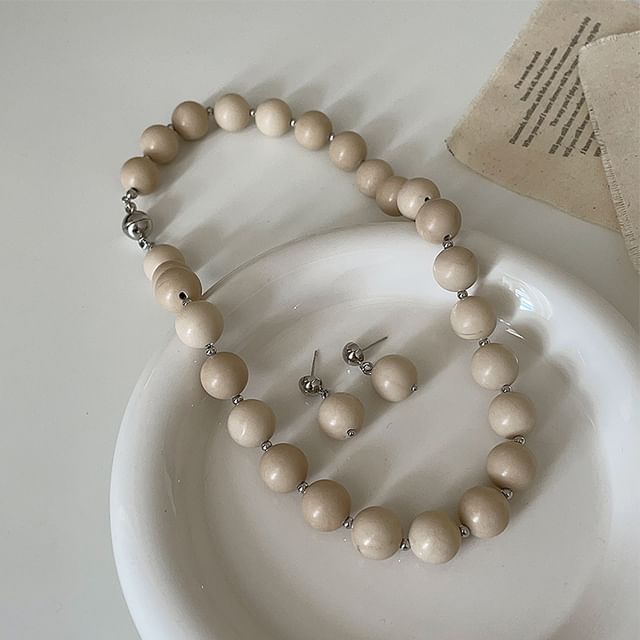 Panda Dama-Beaded Necklace Drop Earring