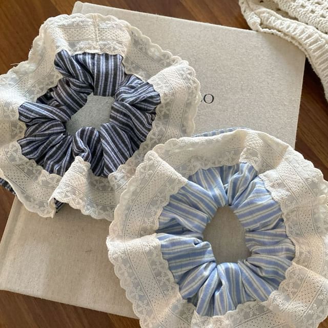 BeDaisy-Lace Trim Hair Scrunchie