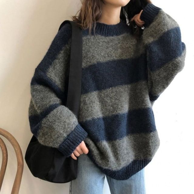 Sisyphi-Crew Neck Striped Oversized Sweater