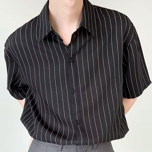 Naideth-Short-Sleeve Striped Shirt