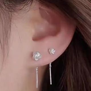Bolgivy-Knotted Threader Earring