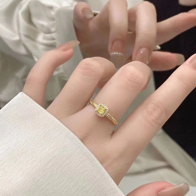 Gaya-Rhinestone Square Ring