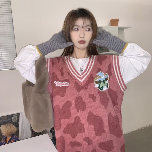Closette - Lettering Cow Print Sweater 