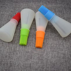 Hestia & Vesta - Silicone Cooking Oil Container Hestia & Vesta - Silicone Cooking Oil Container