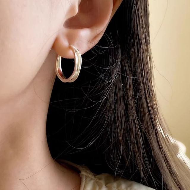 Seirios-Textured Alloy Hoop Earring