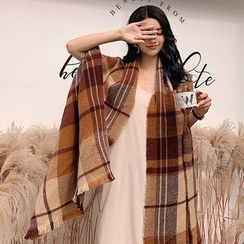 EIGA - Plaid Fringed Shawl EIGA - Plaid Fringed Shawl
