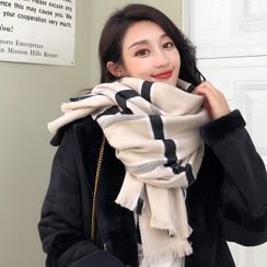 zitapompom - Fringe Knit Scarf zitapompom - Fringe Knit Scarf