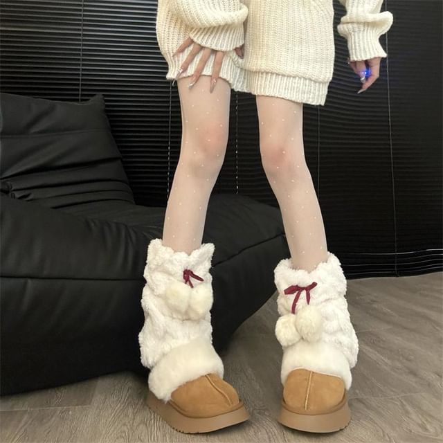 Gentiana-Plain Pom Pom Fluffy Leg Warmers